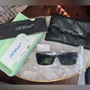 Off-White Savannah Oversized Sunglasses | Full Set Box, Pouch & Inserts | $325
